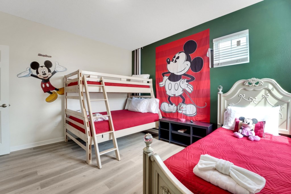 41-web-or-mls-PHO09265