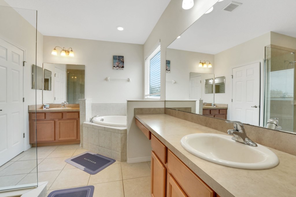 50-web-or-mls-PHO09292