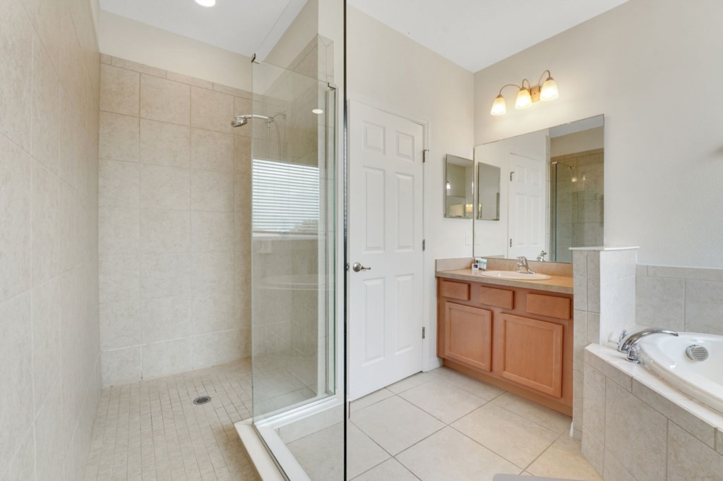 53-web-or-mls-PHO09301