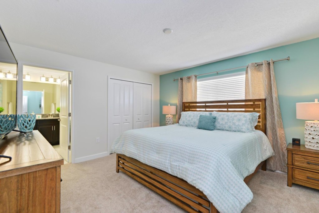 18_bedroom1