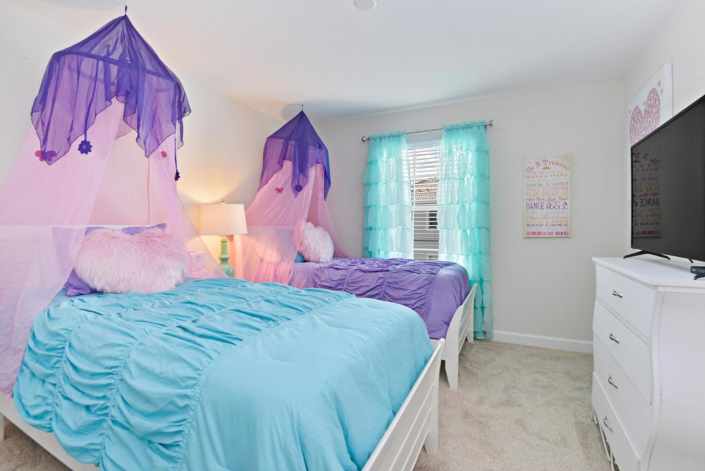 21_bedroom2