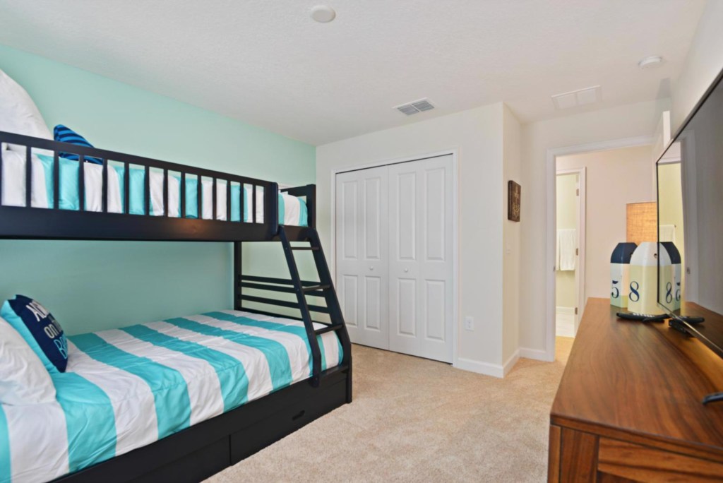 23_bedroom3