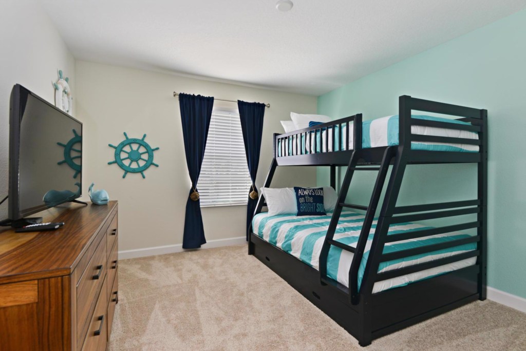 25_bedroom3