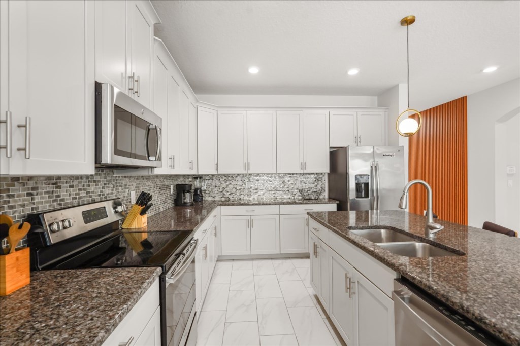 6 bedroom vacation house at Storey Lake - Image 10