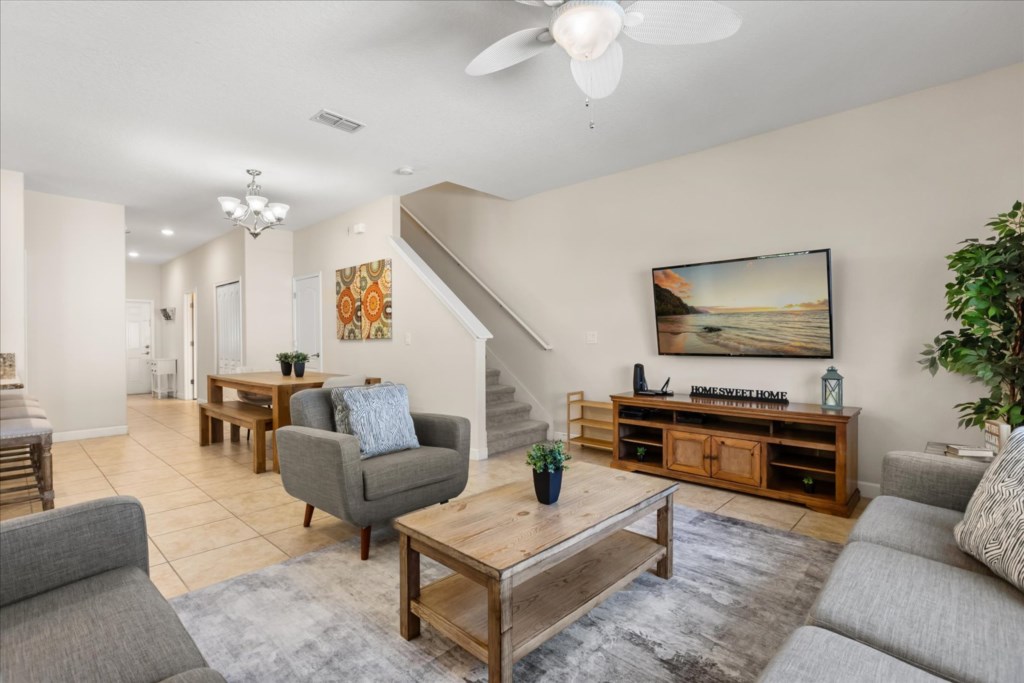 5 bedroom vacation townhouse at Storey Lake - Image 3