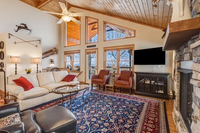 LivingRoom5