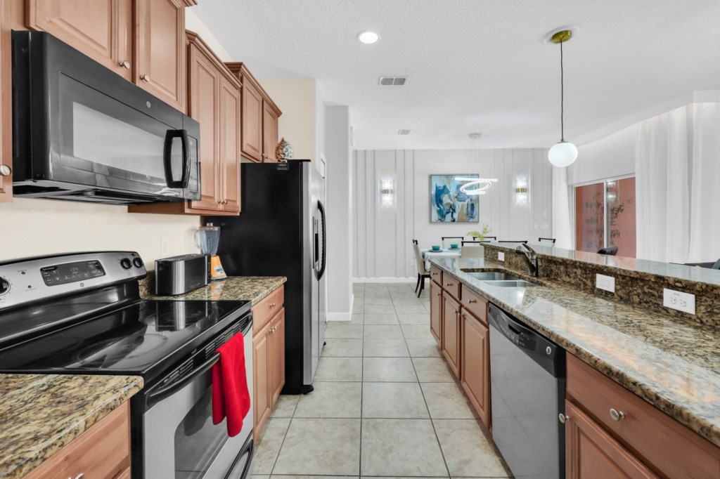 10-web-or-mls-8958-cat-palm-rd.jpg
