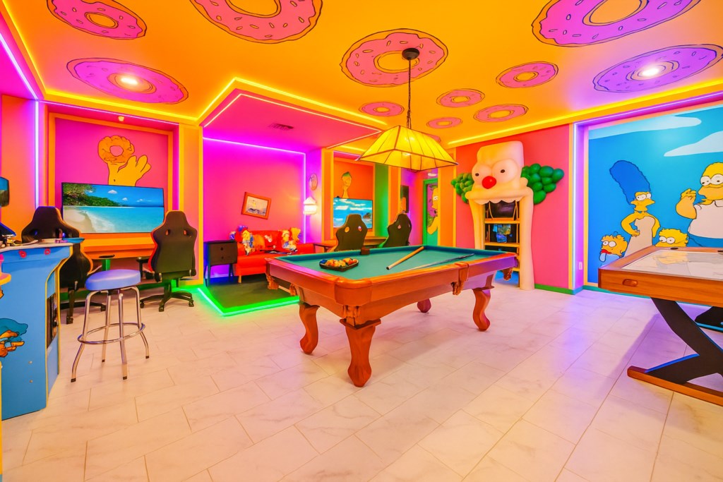 Oasis Luxury 9bd Lakefront/freeresort 5mi/disney - Kissimmee, FL