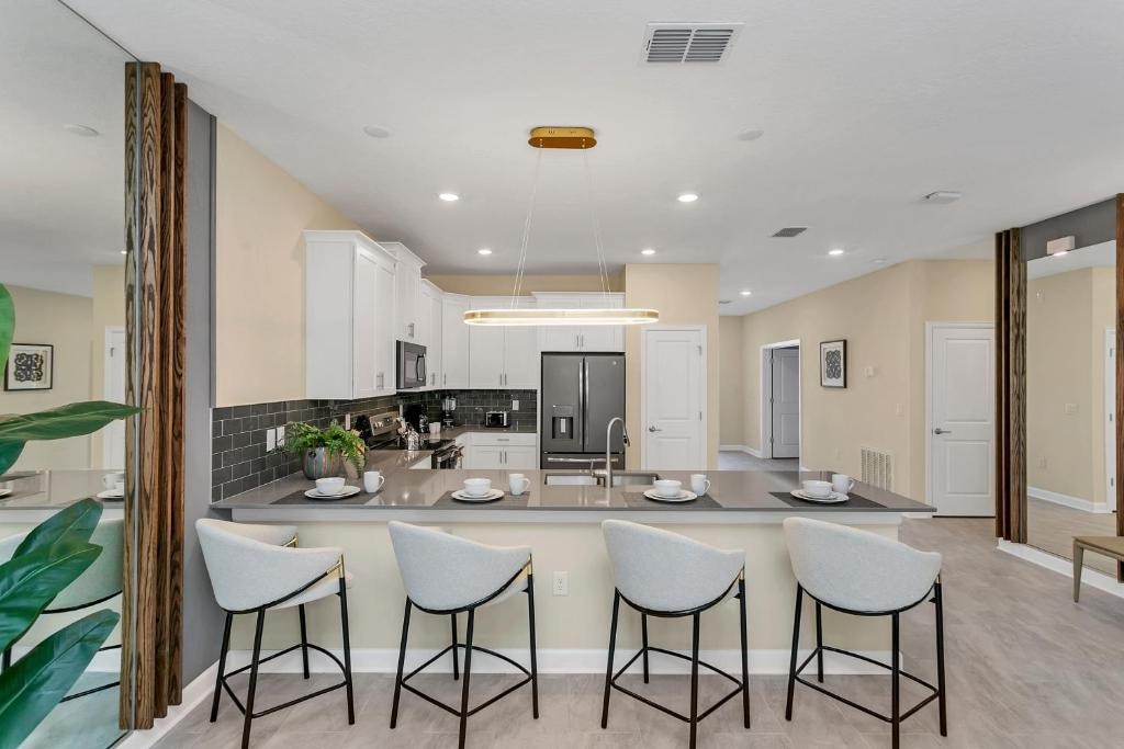 9 bedroom vacation house at Storey Lake - Image 11