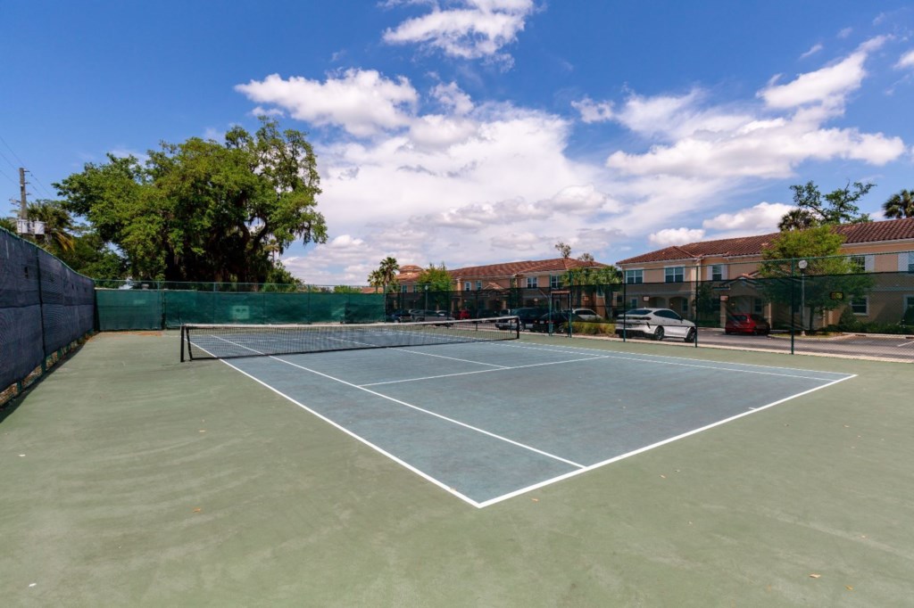 5716 Delorean Drive, 3-bedroom vacation townhouse at Regal Oaks in Kissimmee, FL — photo 57 of 65