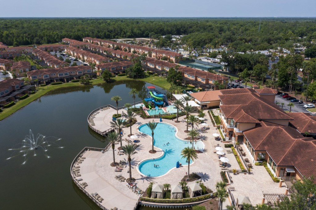 5716 Delorean Drive, 3-bedroom vacation townhouse at Regal Oaks in Kissimmee, FL — photo 40 of 65