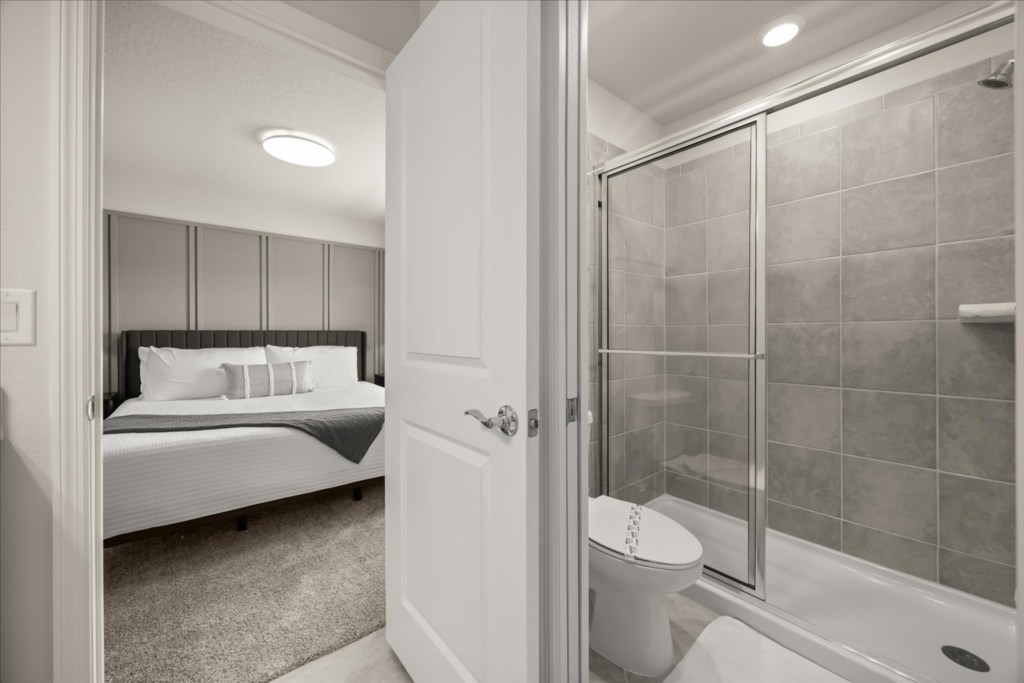 Bathroom — 15922 Cape Coral Loop, photo 70 of 115
