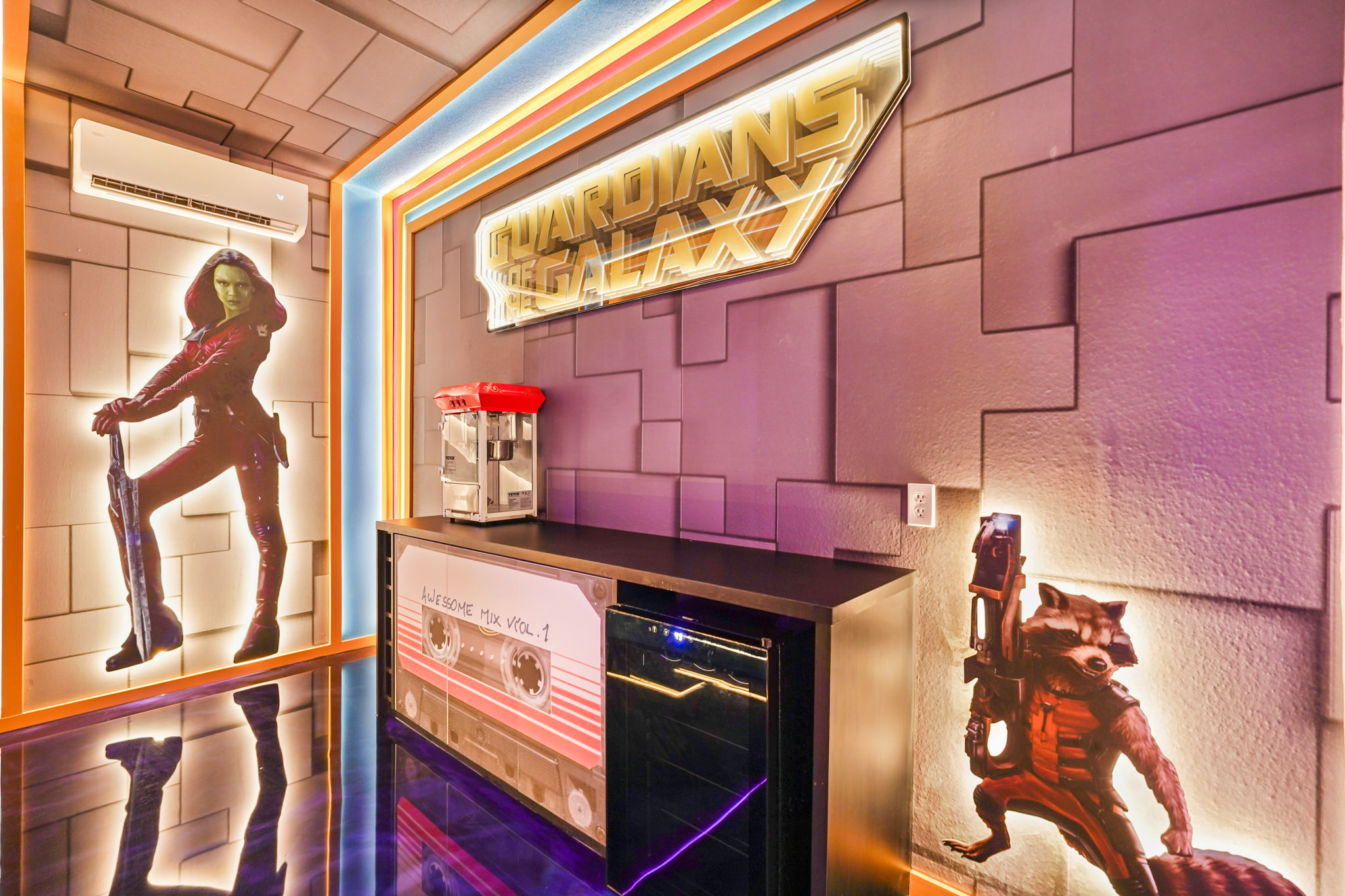 Guardians of the Galaxy-Themed Movie Theater with Recliners — 15922 Cape Coral Loop, photo 24 of 115