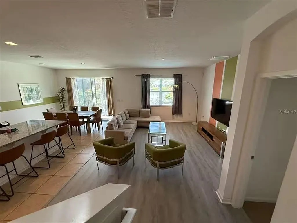 6 bedroom vacation house at Bella Vida - Image 1