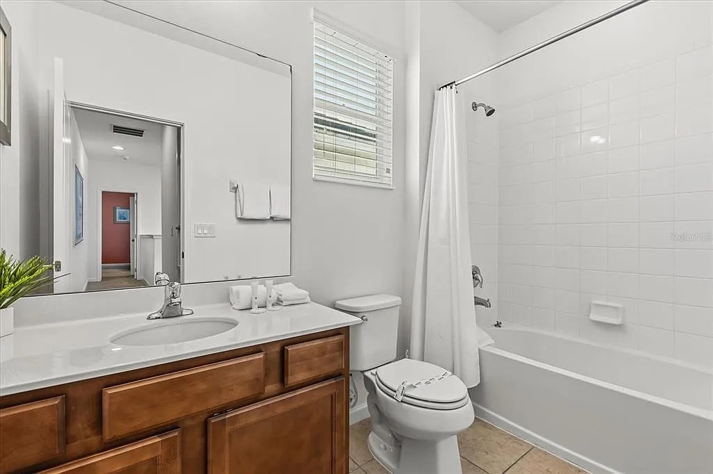 6 bedroom vacation house at Bella Vida - Image 28