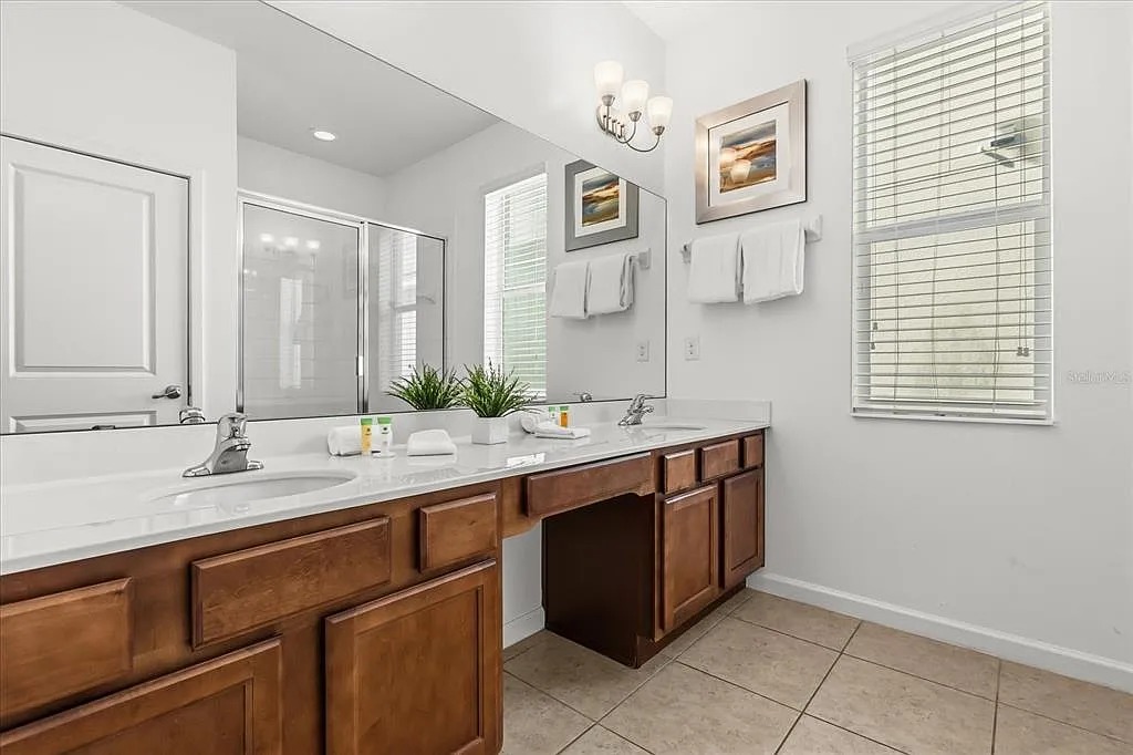 6 bedroom vacation house at Bella Vida - Image 32