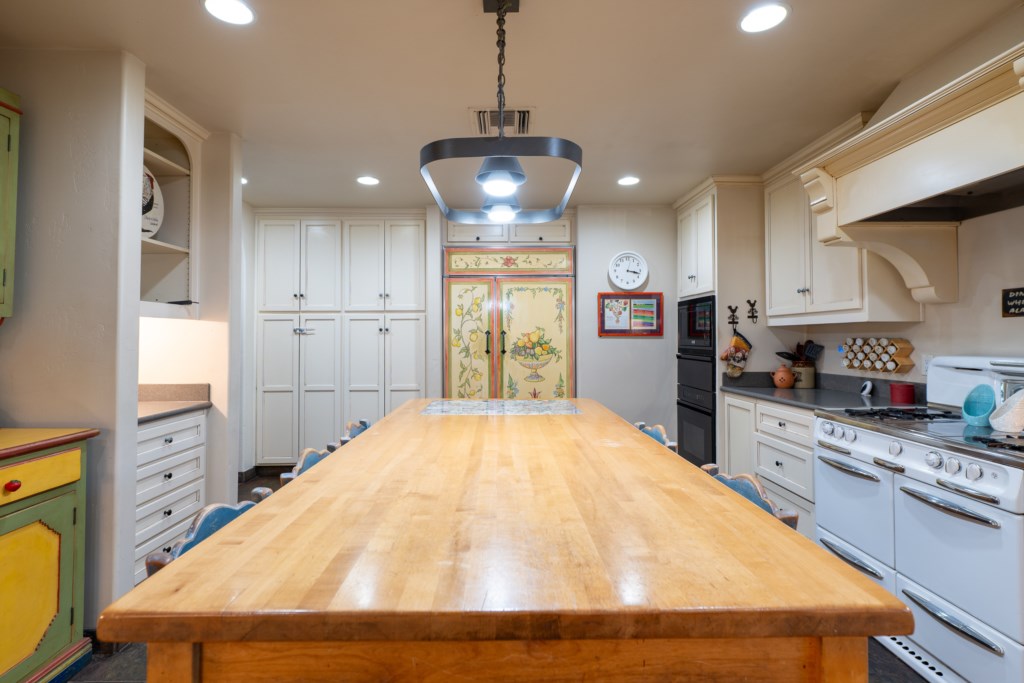 Kitchen area