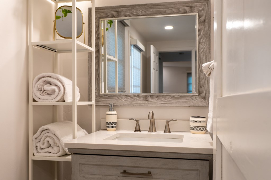 Casita on-suite full bathroom