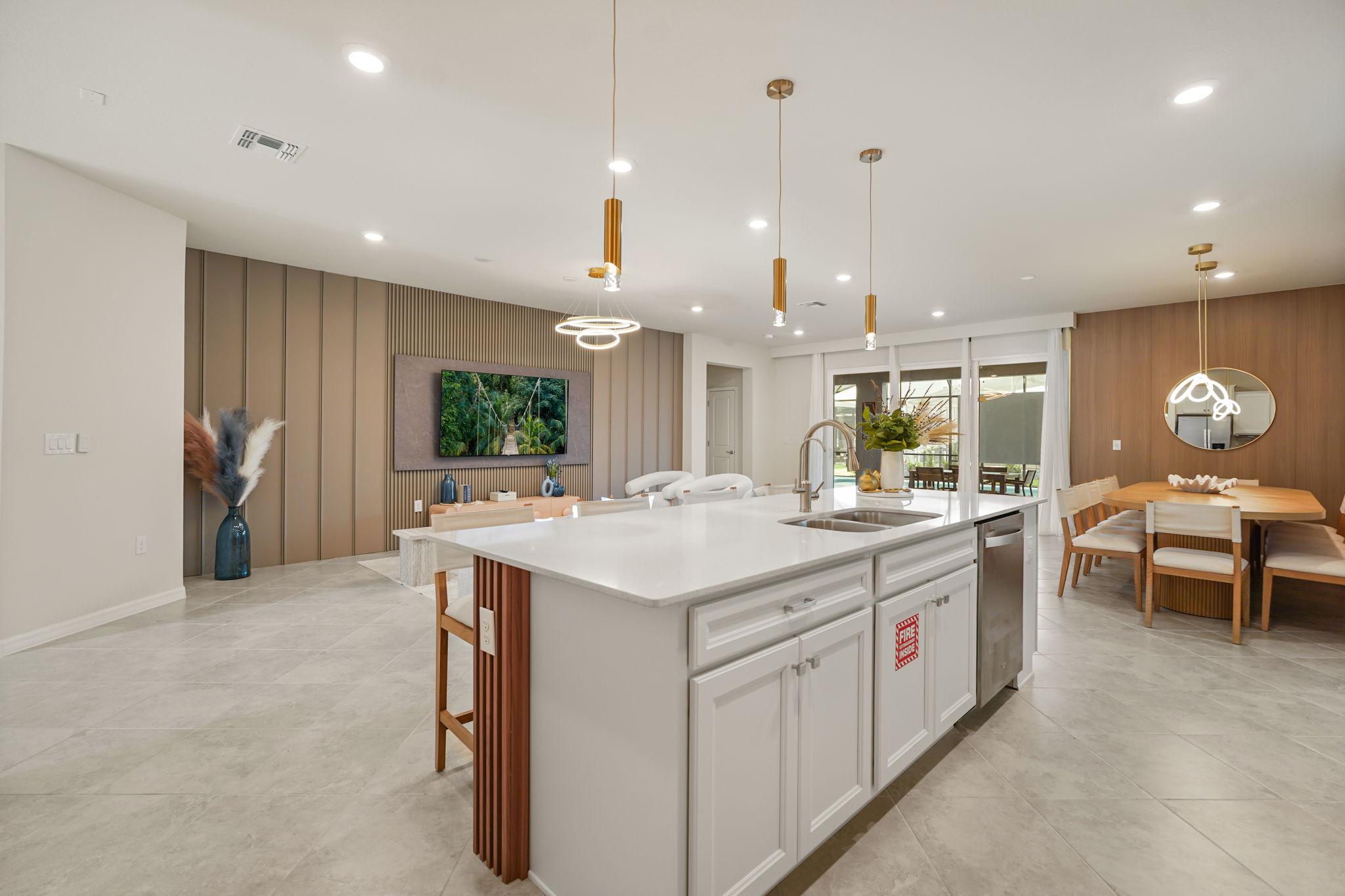 8 bedroom vacation house at Windsor Cay - Image 9