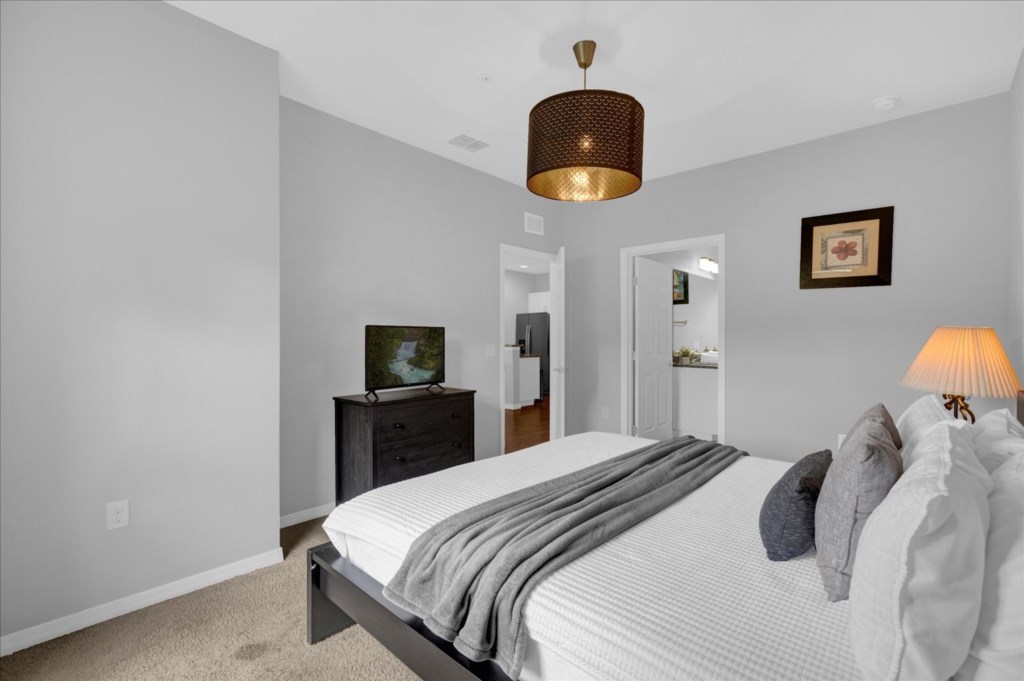 3 bedroom vacation townhouse at West Lucaya - Image 10