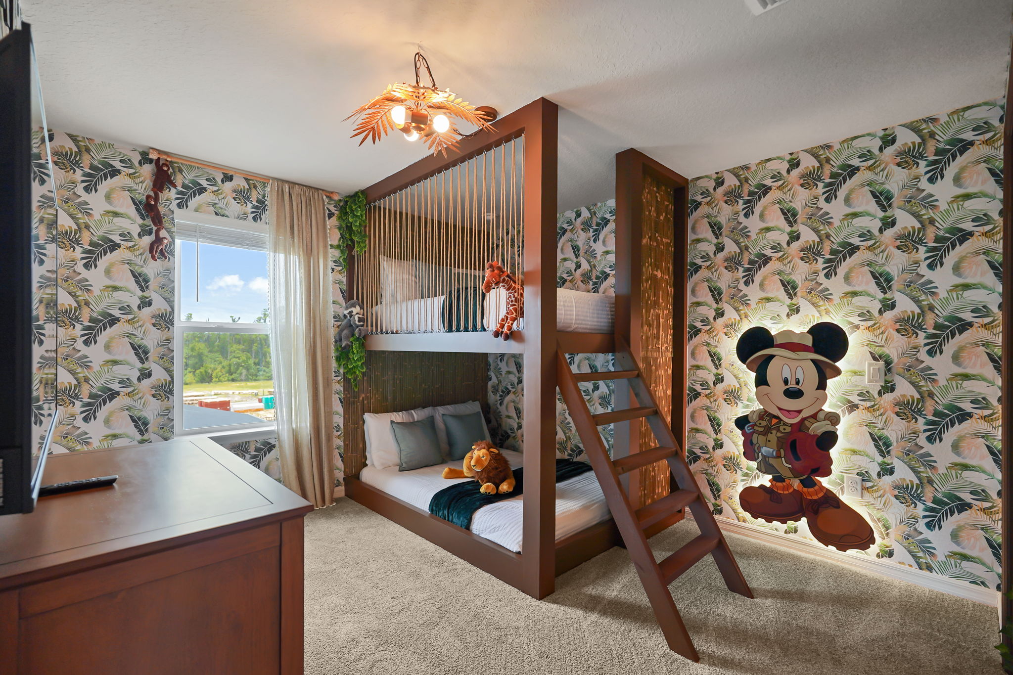 5 bedroom vacation townhouse at Windsor Cay - Image 24