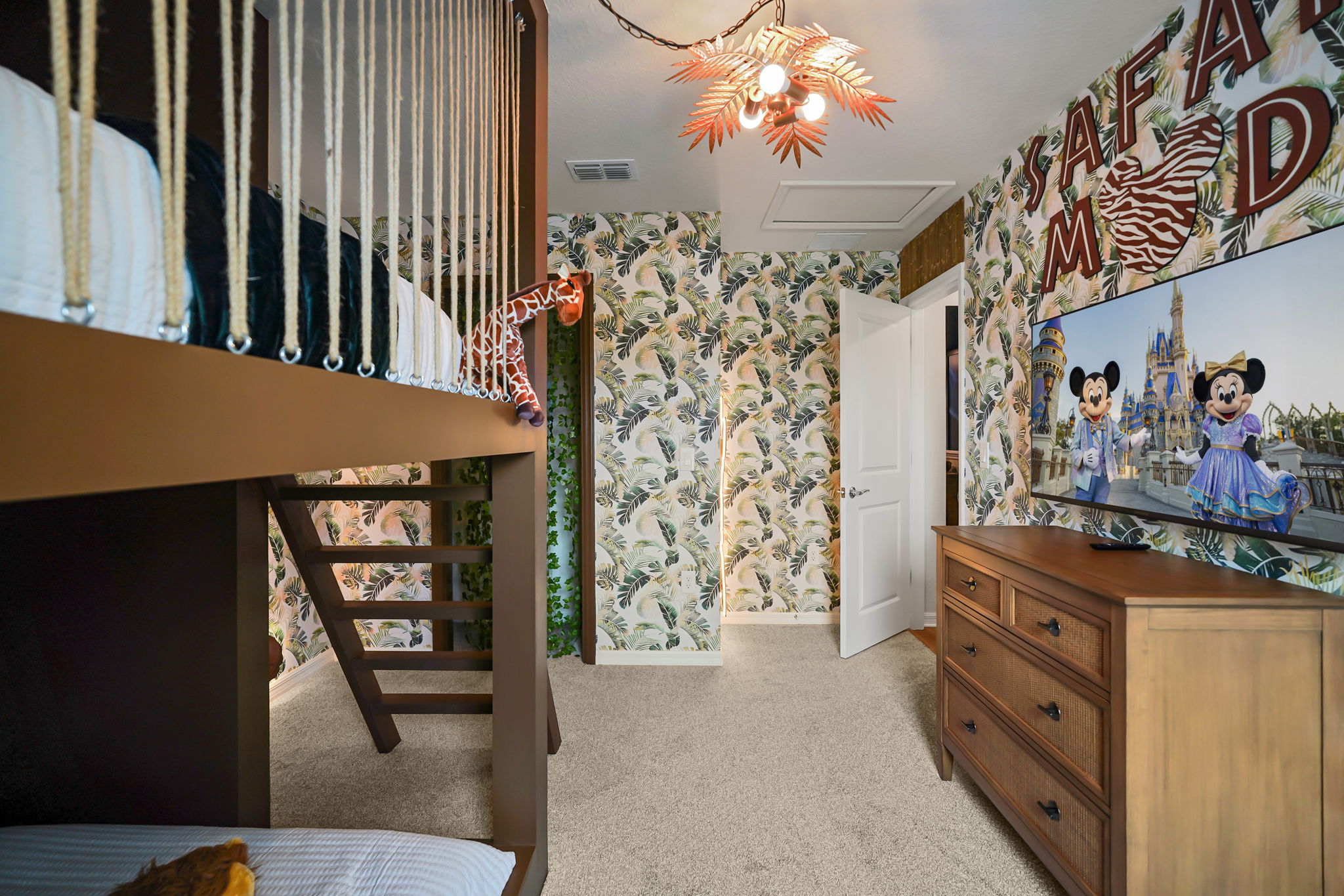 5 bedroom vacation townhouse at Windsor Cay - Image 23