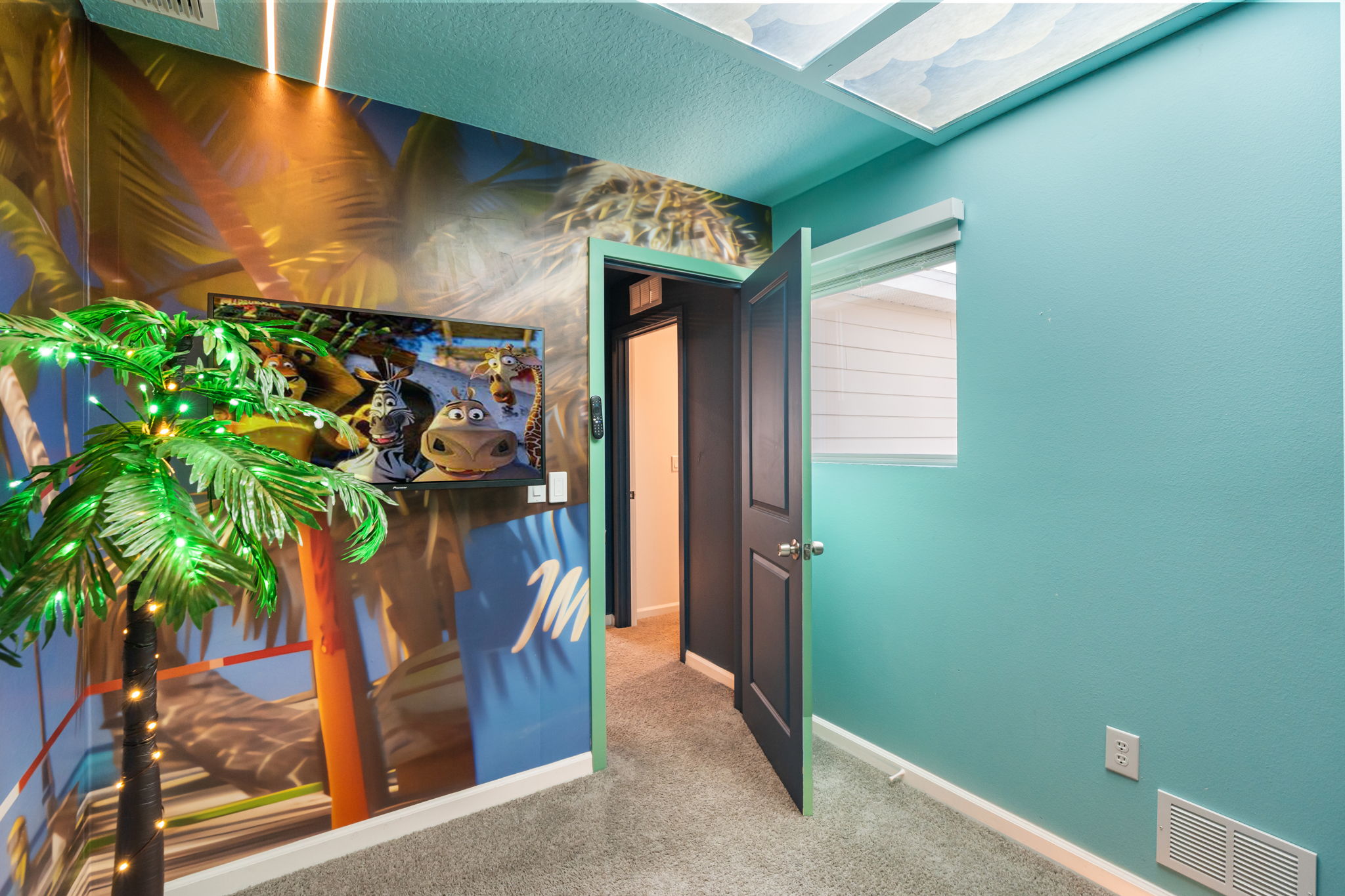 8 bedroom vacation house at Solara Resort - Image 34
