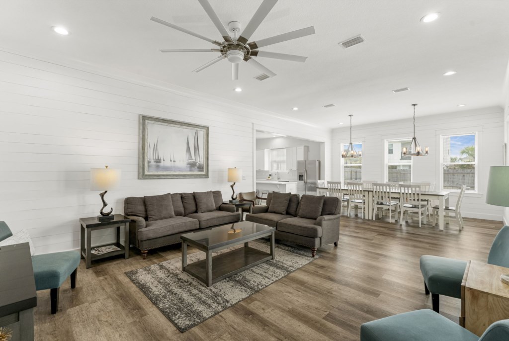 Living Area On 1st Floor
