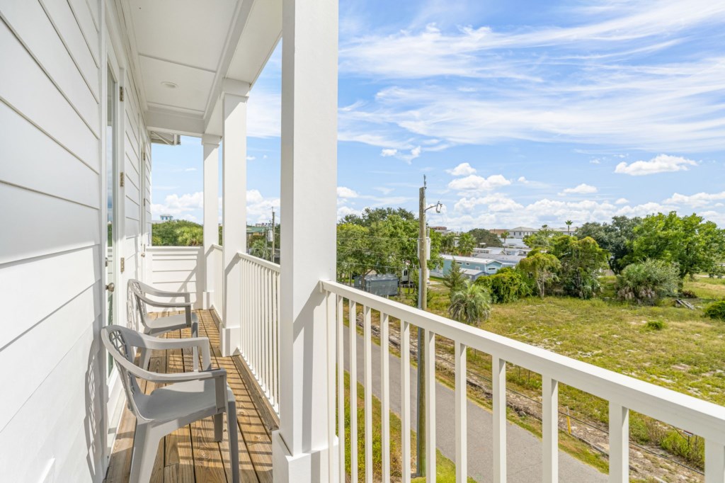 2nd Floor Balcony