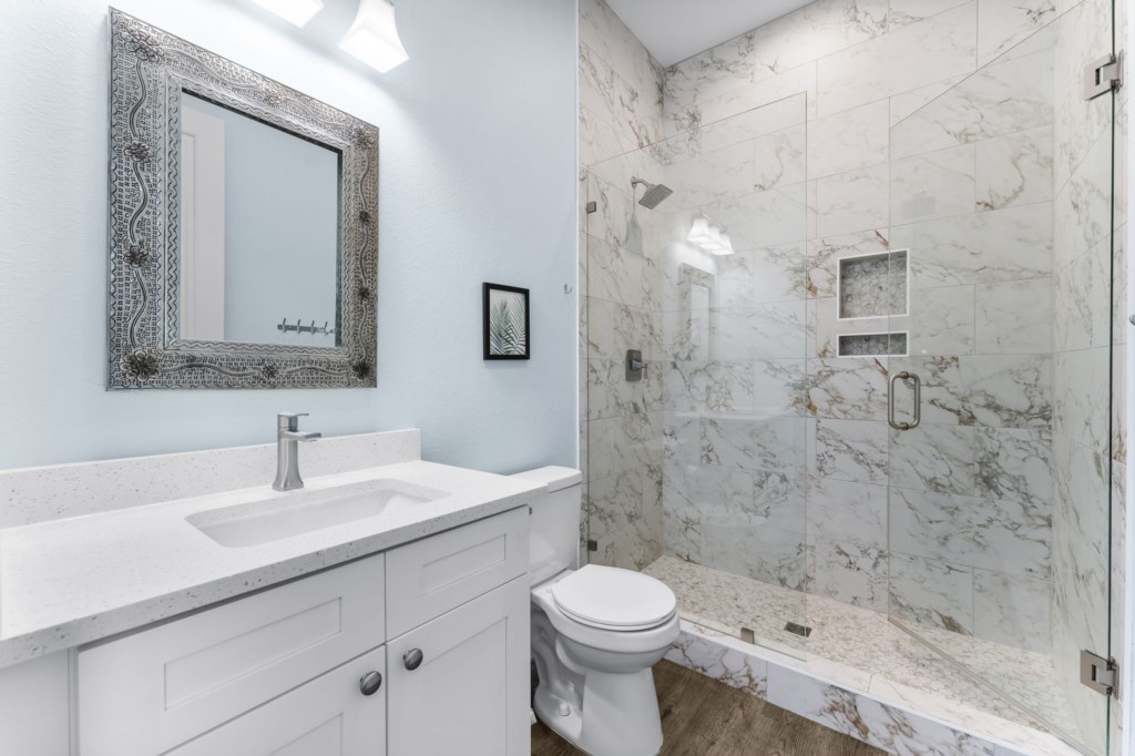 King room on level 2 with private bath