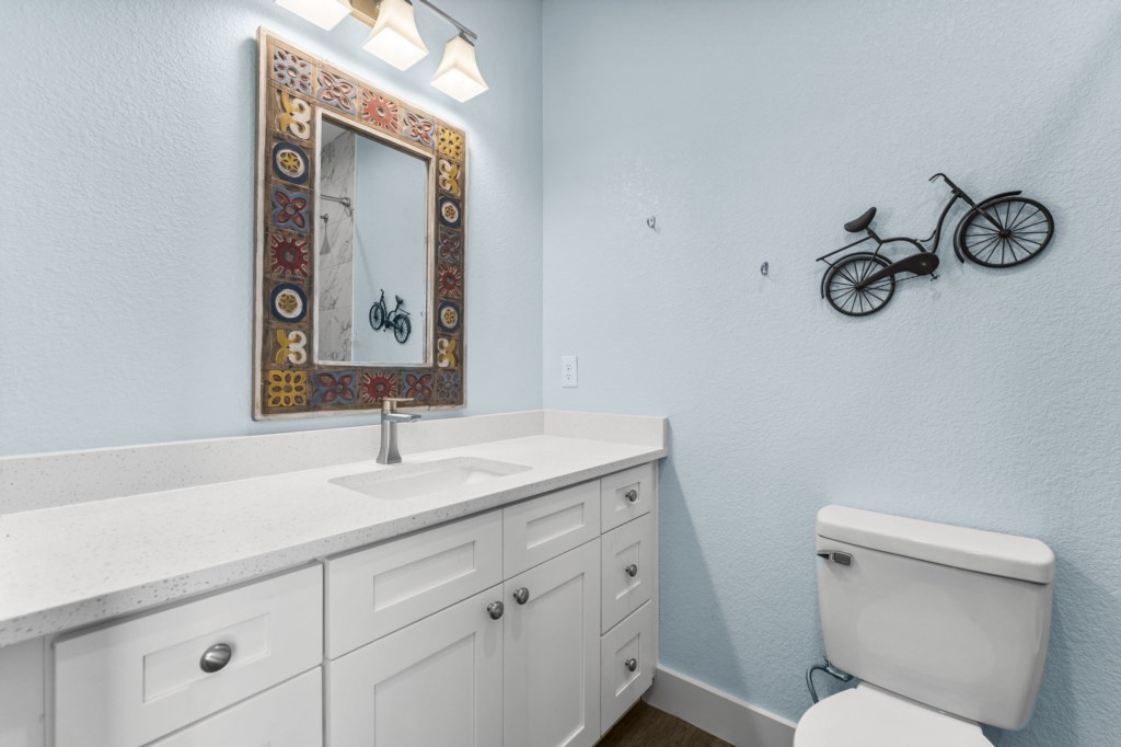 King room on level 2 with private bath