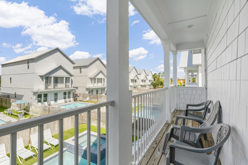 2nd Floor Balcony