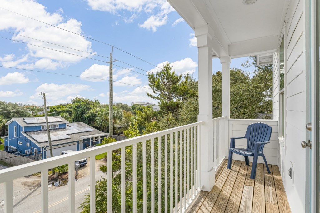3rd Floor Balcony