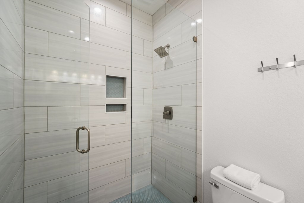 Private King Bathroom On 2nd Floor