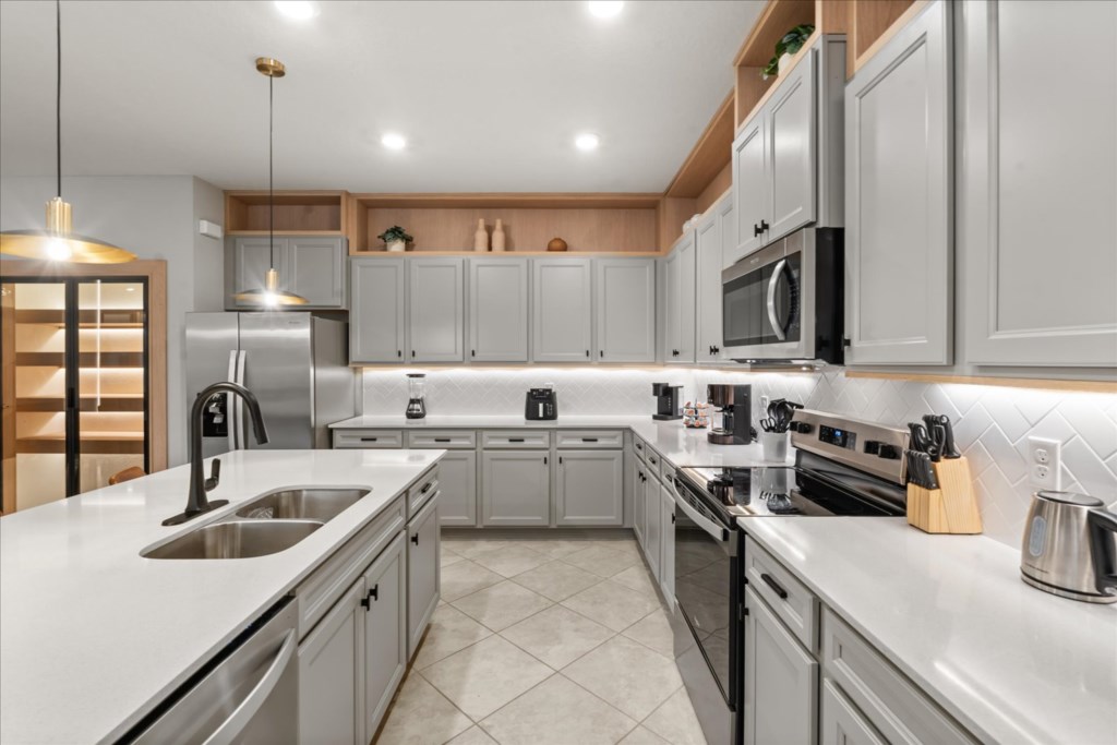 10 bedroom vacation house at Windsor Cay - Image 11