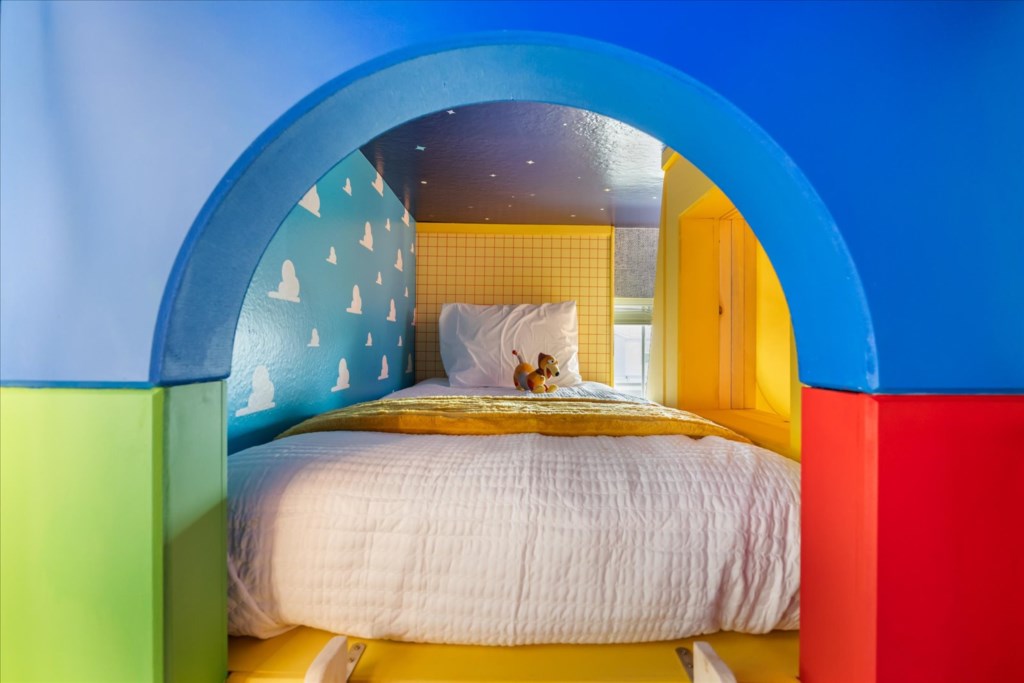 5 bedroom vacation townhouse at Windsor Cay - Image 18