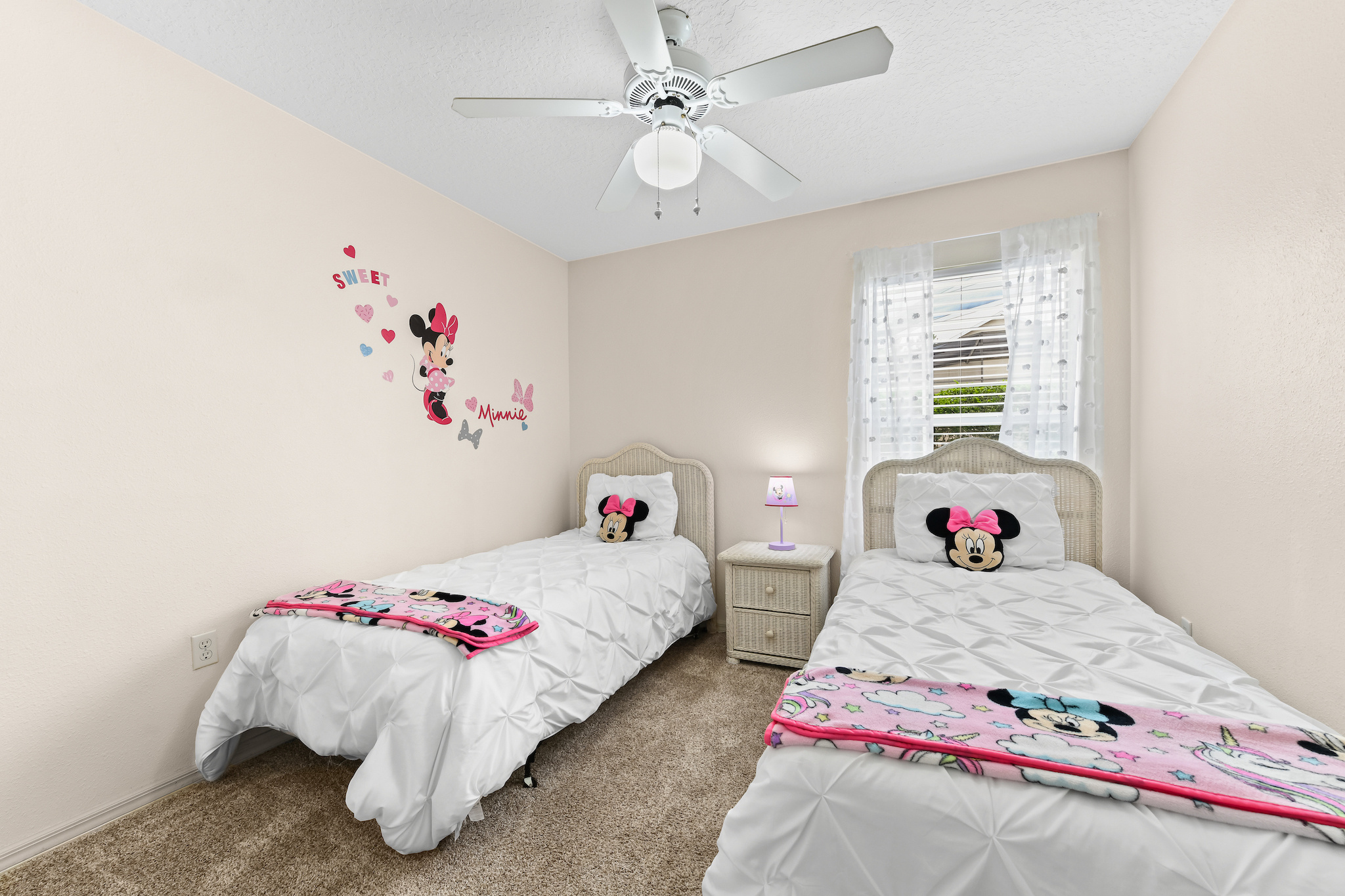 Oak Island Gem Cozy 4BR Pool Home Near Disney