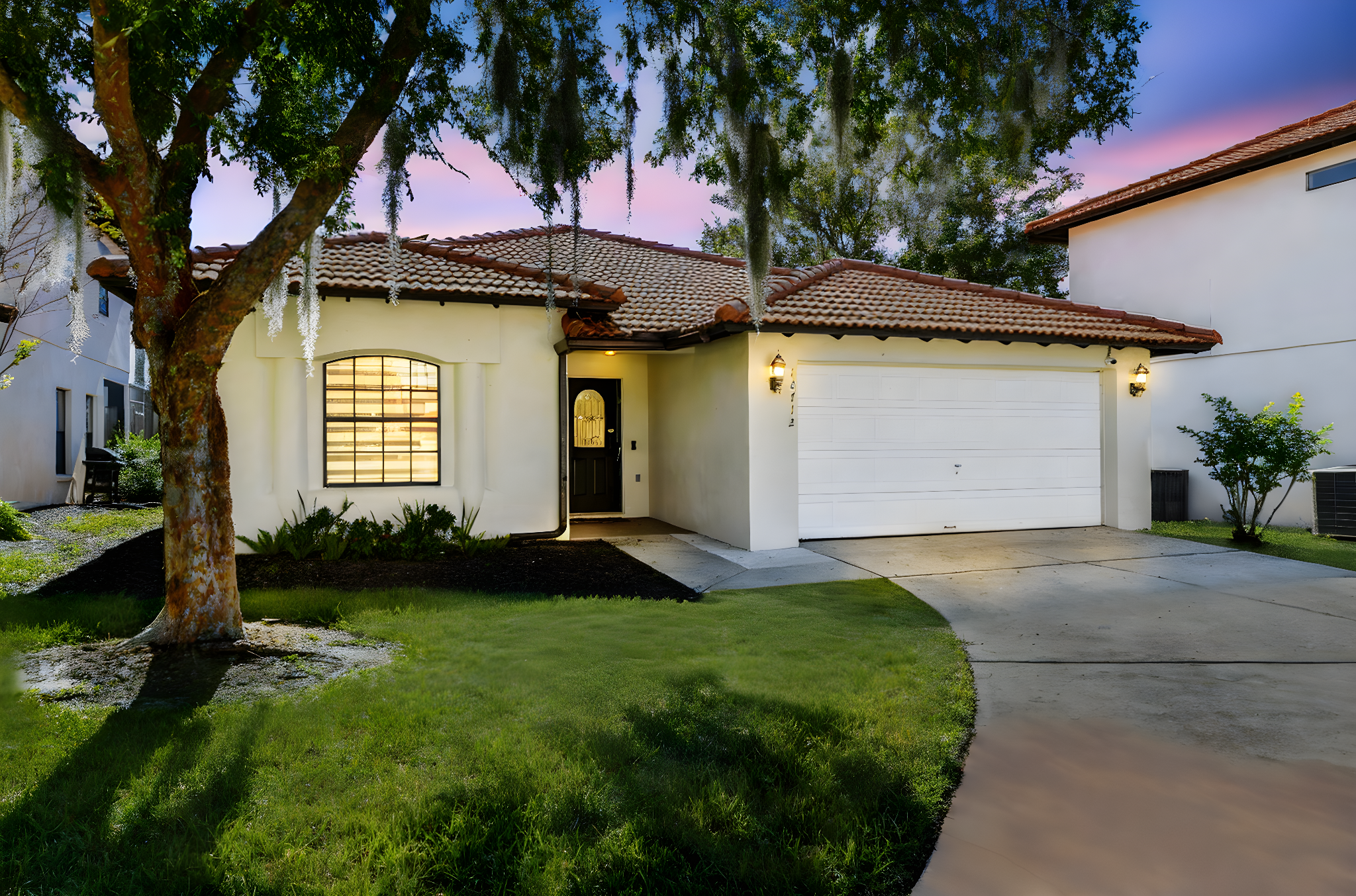 Modern 4BR South Facing Pool Home Near Disney