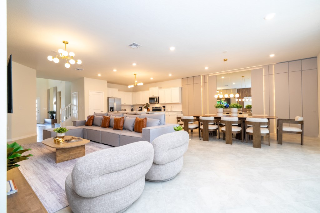 Open Floor Concept Living & Dining