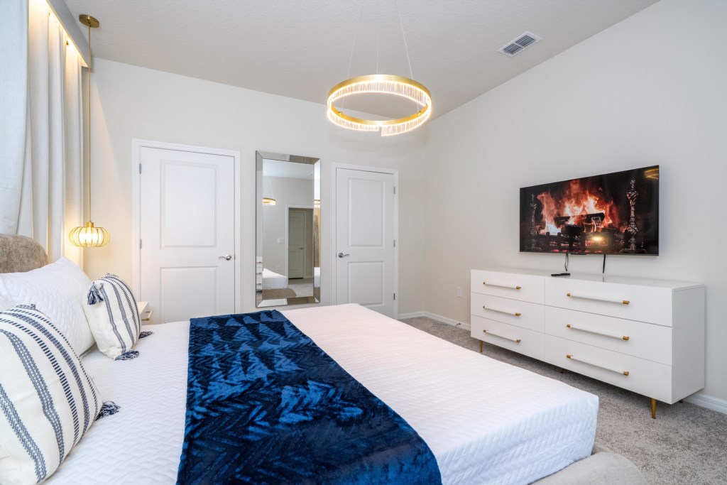 Master bedroom 1st floor