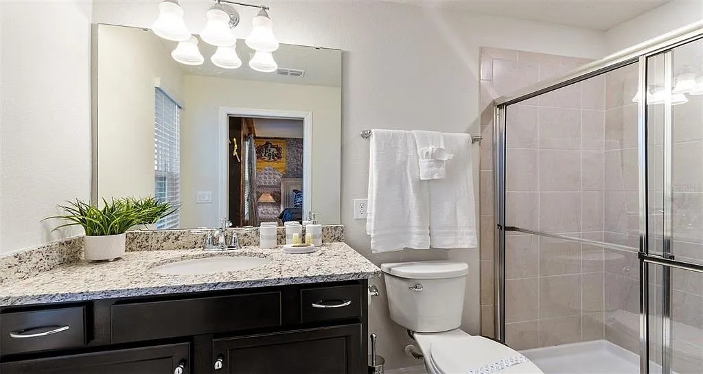 7 bedroom vacation house at Windsor Island Resort - Image 28