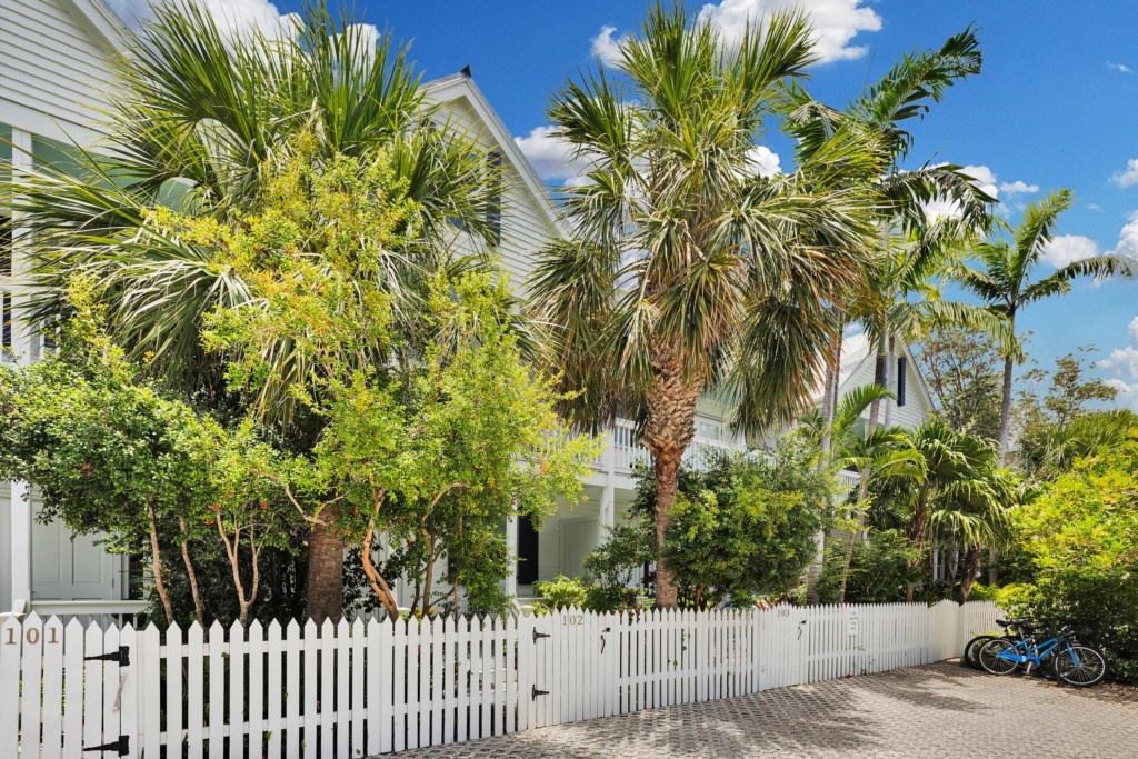 Island Time Casa Ã¢ÂÂ Modern Key West Oasis w/ Pool
