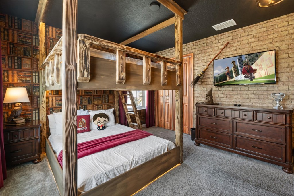 5 bedroom vacation townhouse at Storey Lake - Image 18