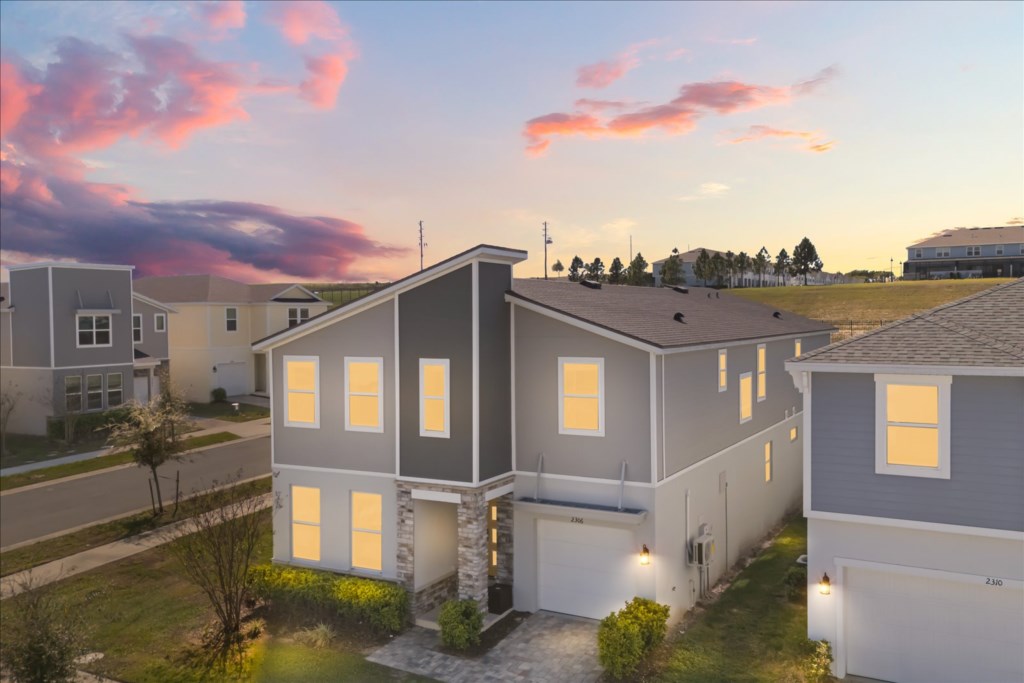 7 bedroom vacation house at Solara Resort - Image 1