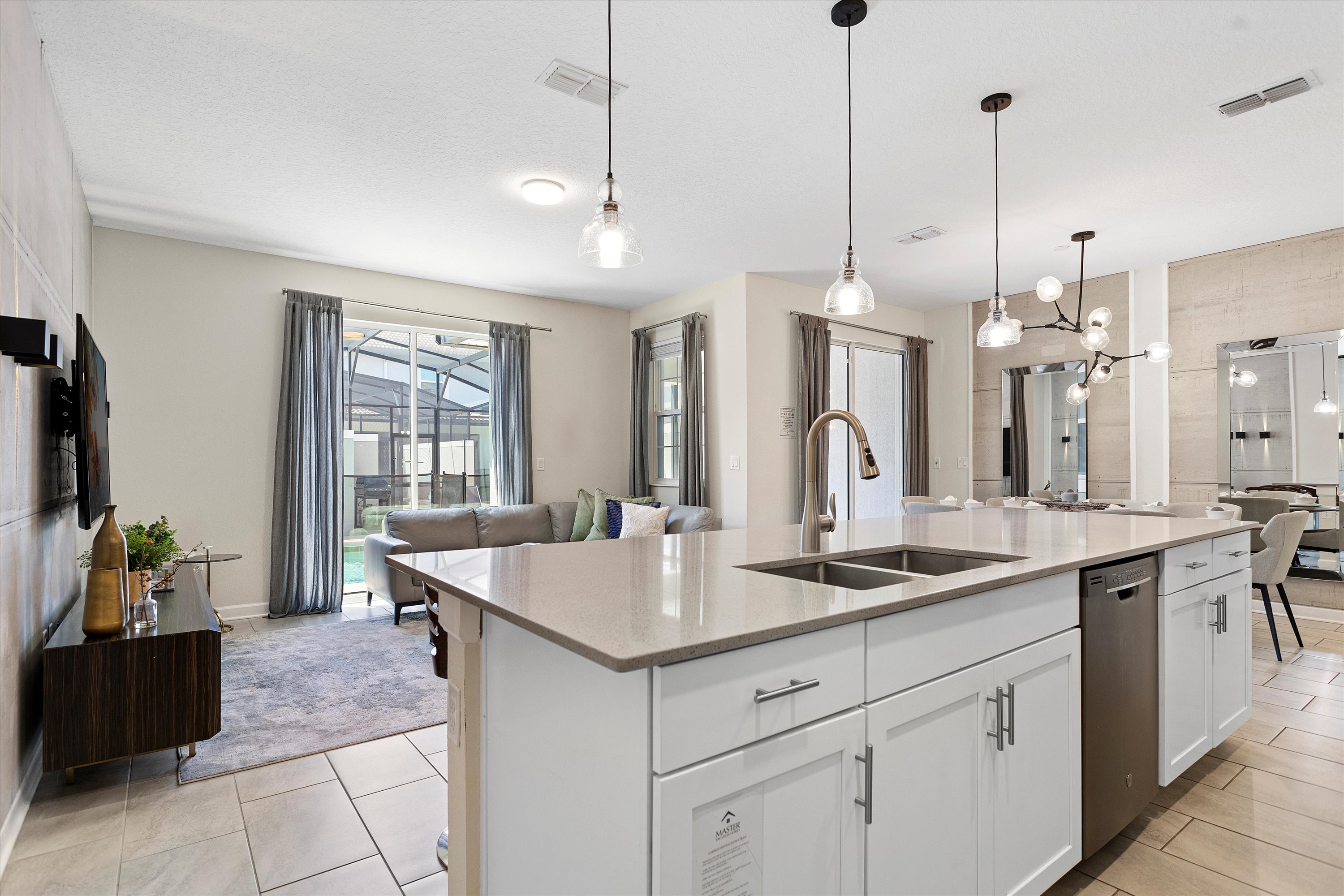 4 bedroom vacation townhouse at Storey Lake - Image 8