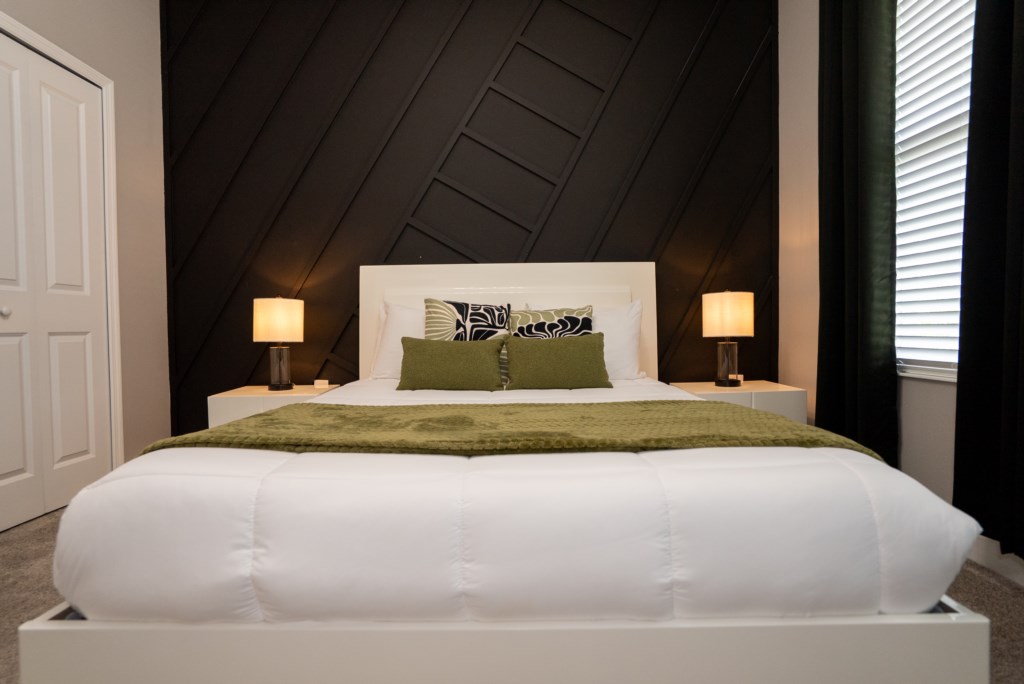 6BedroomStoreyLakeRental(10)