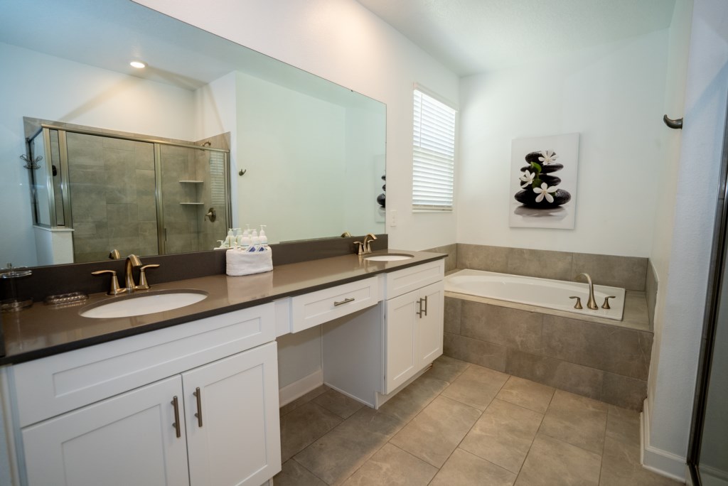 6BedroomStoreyLakeRental(55)