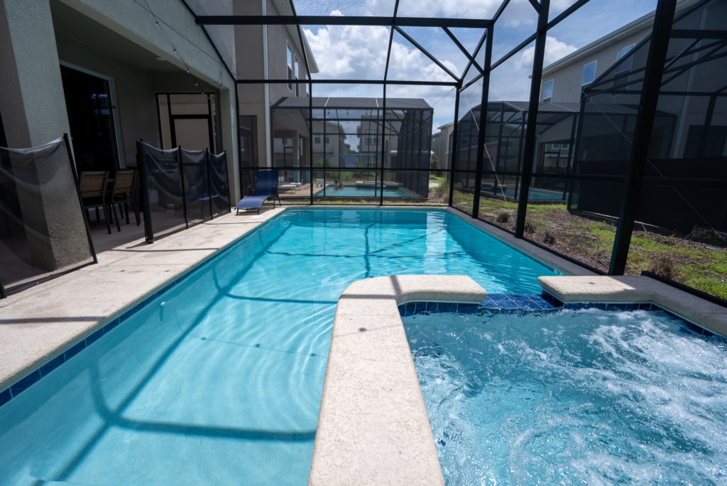 6BedroomStoreyLakeRental(97)