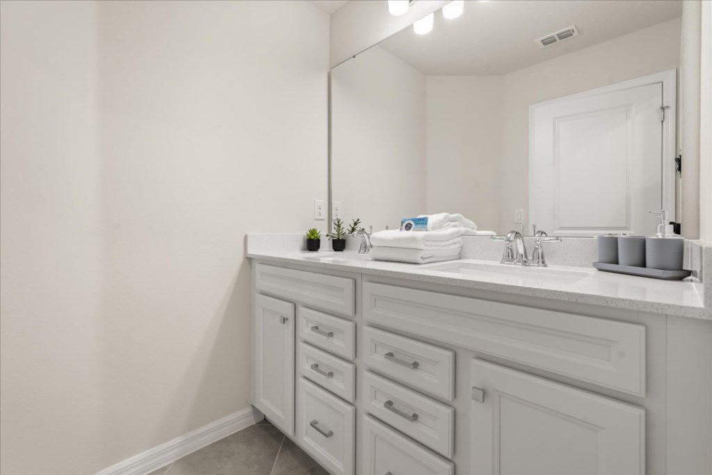 7 bedroom vacation house at Windsor Cay - Image 43