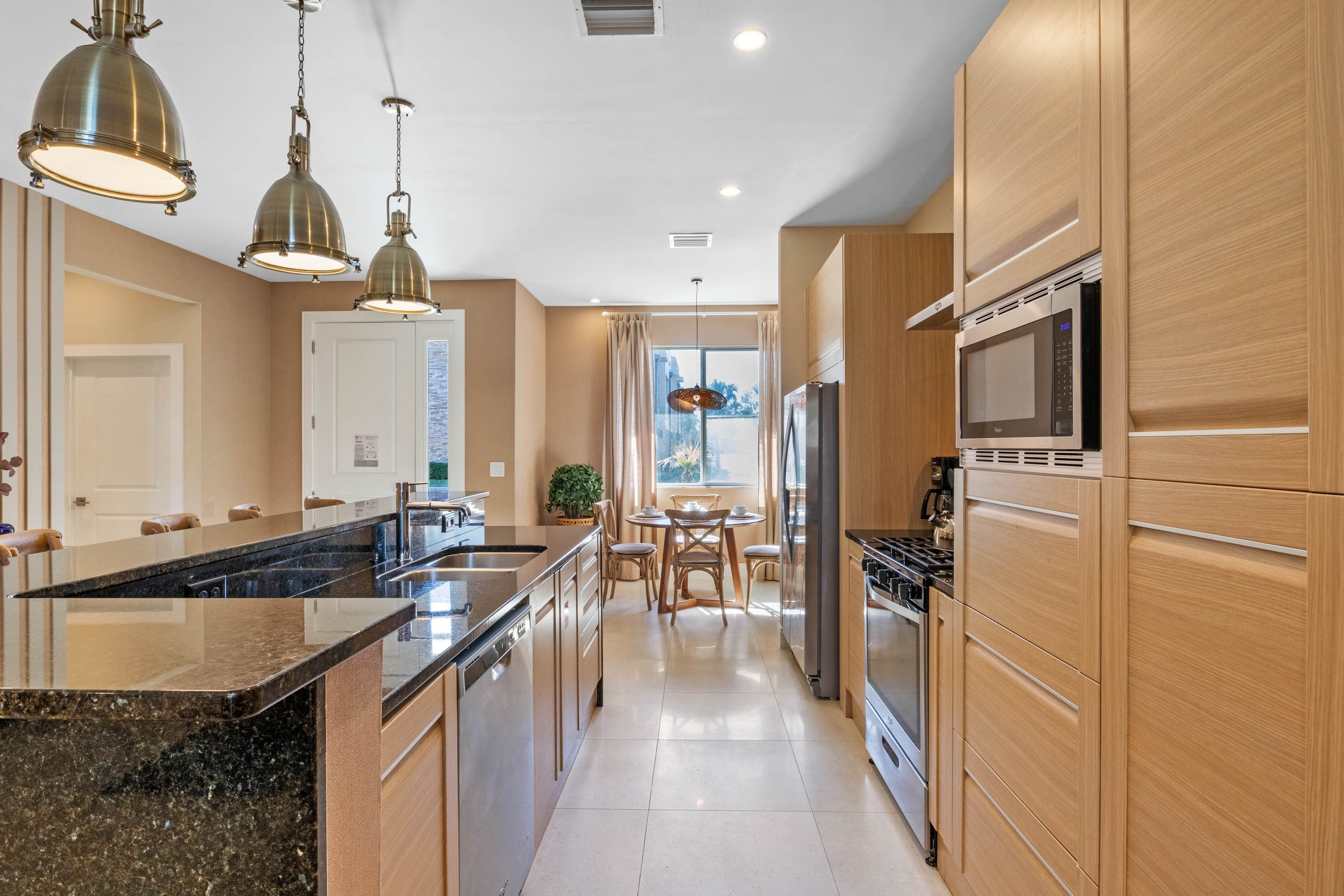 4 bedroom vacation townhouse at Magic Village Yards - Image 10